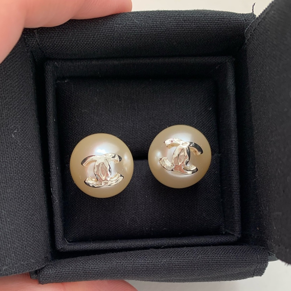 Chanel XL CC Pearl Earrings